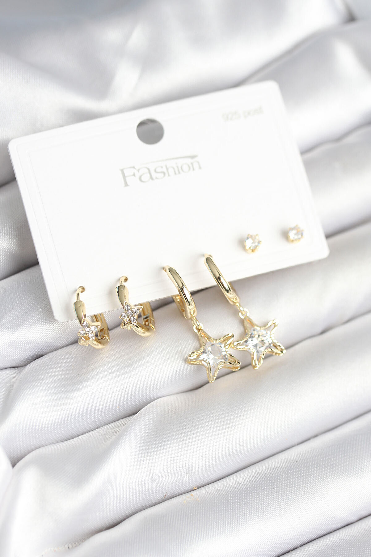 Toptan Bulurum Pirinç Gold Renk Yıldız Model 925 Gümüş Çivili Kadın Küpe Seti