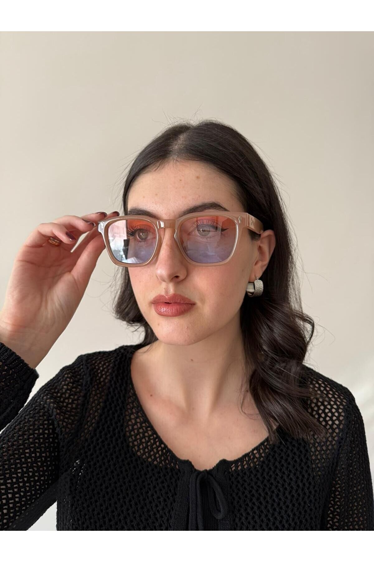 Ateli̇er Emi̇ne Pembe Mavi̇ Cam Egzoti̇k Güneş Gözlüğü