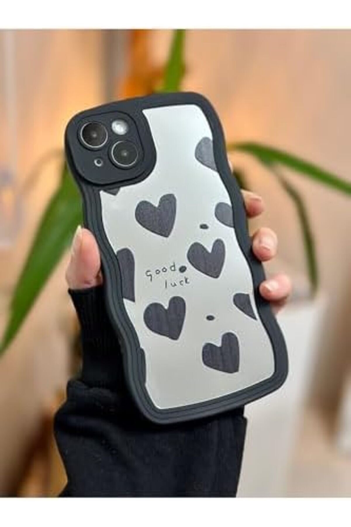 Lvnshop Aksesuar 14 - 15 İle Uyumlu Aynalı Si̇yah Kalp Tasarımlı Kenarları Si̇li̇kon Kılıf 224120