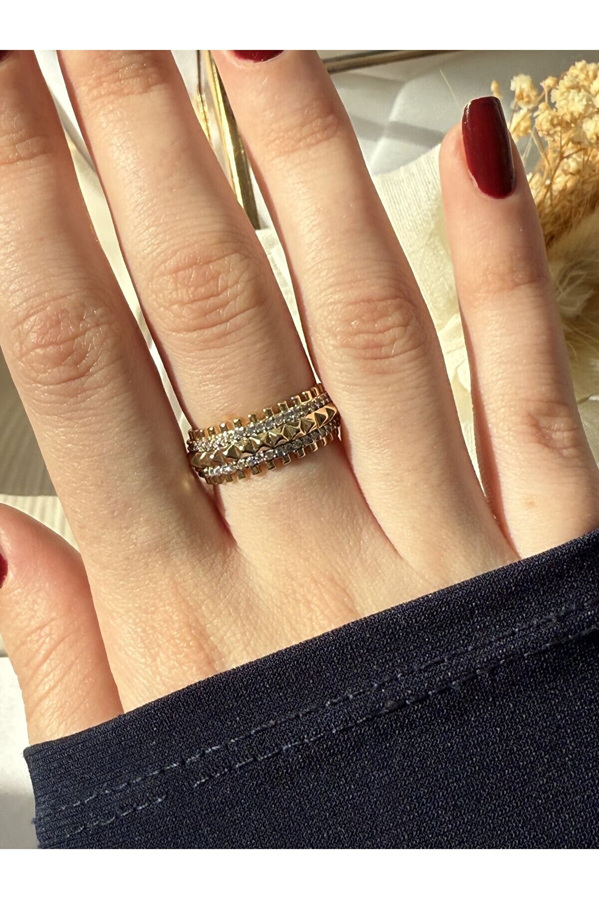 Ateli̇er Emi̇ne Pi̇rami̇t Sıralı Yüzük