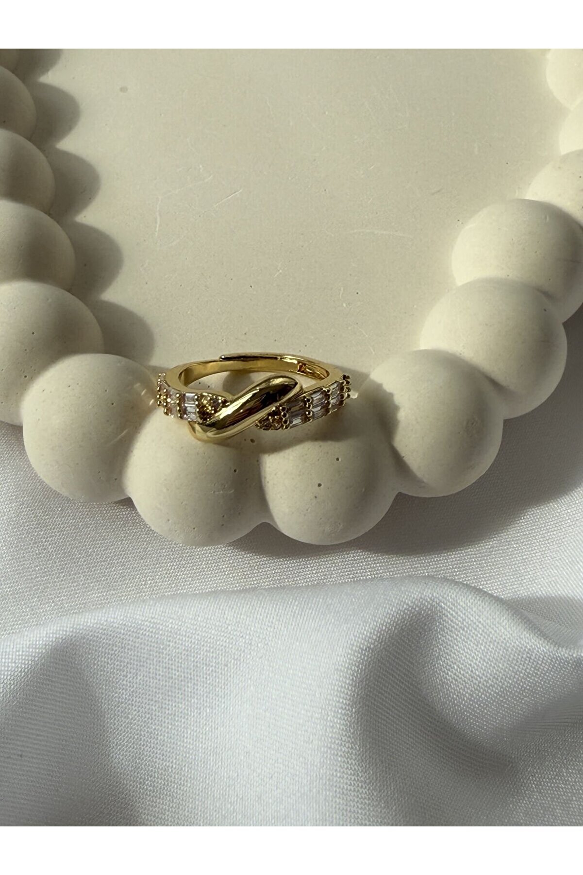 Ateli̇er Emi̇ne Gold Burgu Yüzük