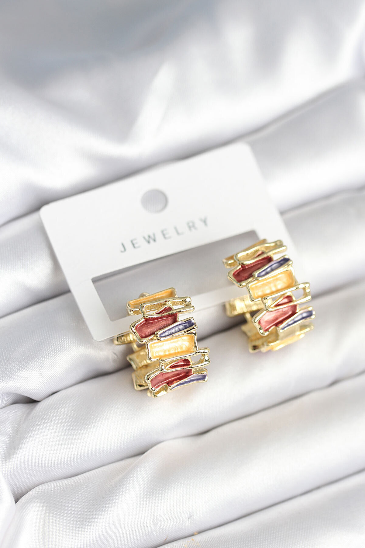 Toptan Bulurum Mineli Karışık Renkli Gold Pirinç Kadın Küpe