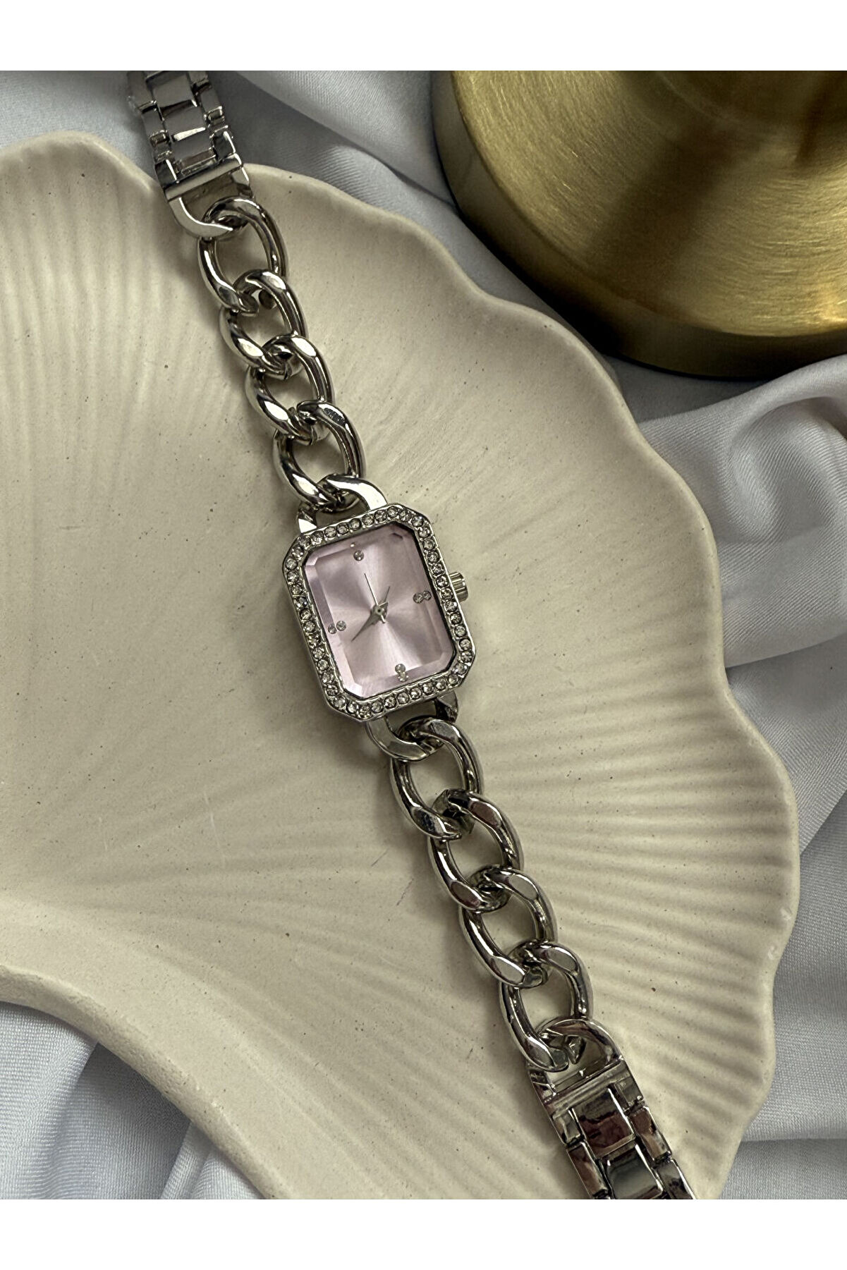 Ateli̇er Emi̇ne Pembe Cam Örgü Saat