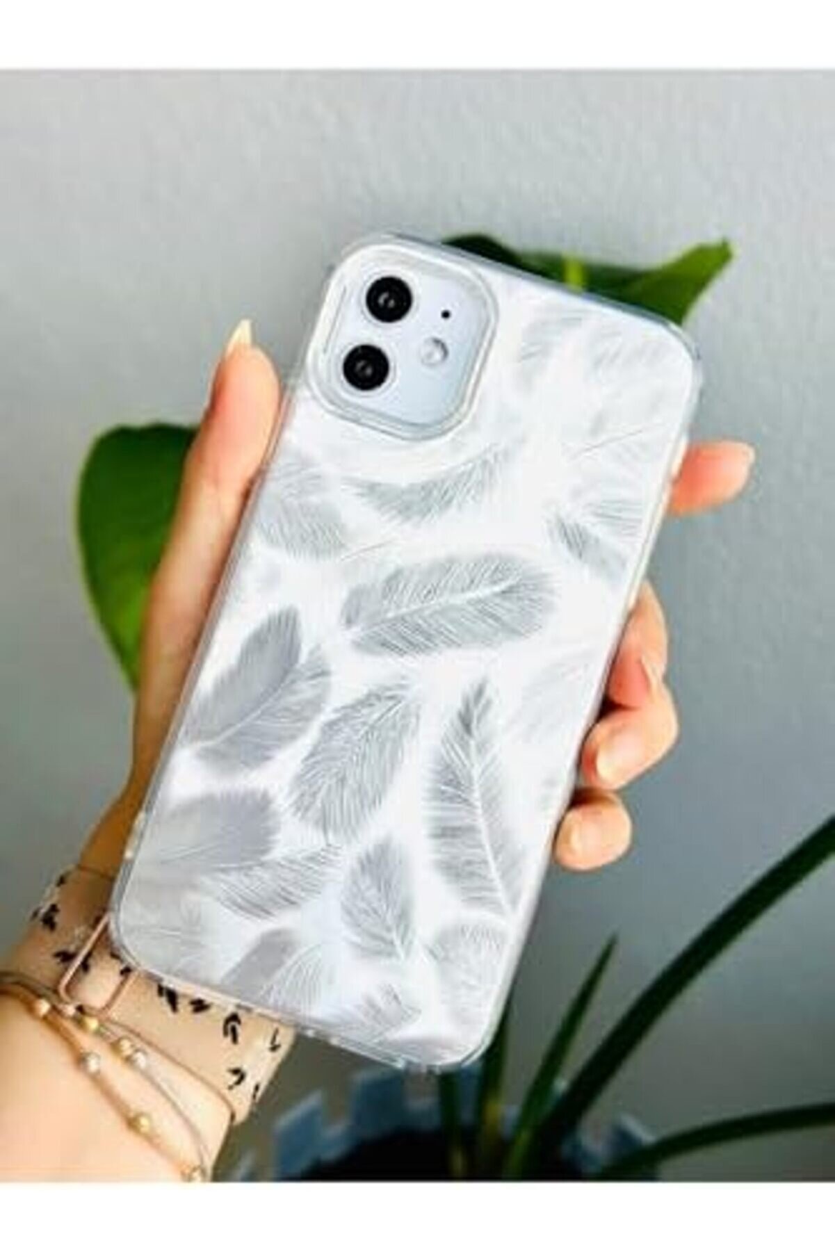 Lvnshop Aksesuar 11 İle Uyumlu (12 Görünümlü Köşeli̇) Tüy Renk Geçi̇şli̇ Parlak Si̇li̇kon Kourmalı Kılıf