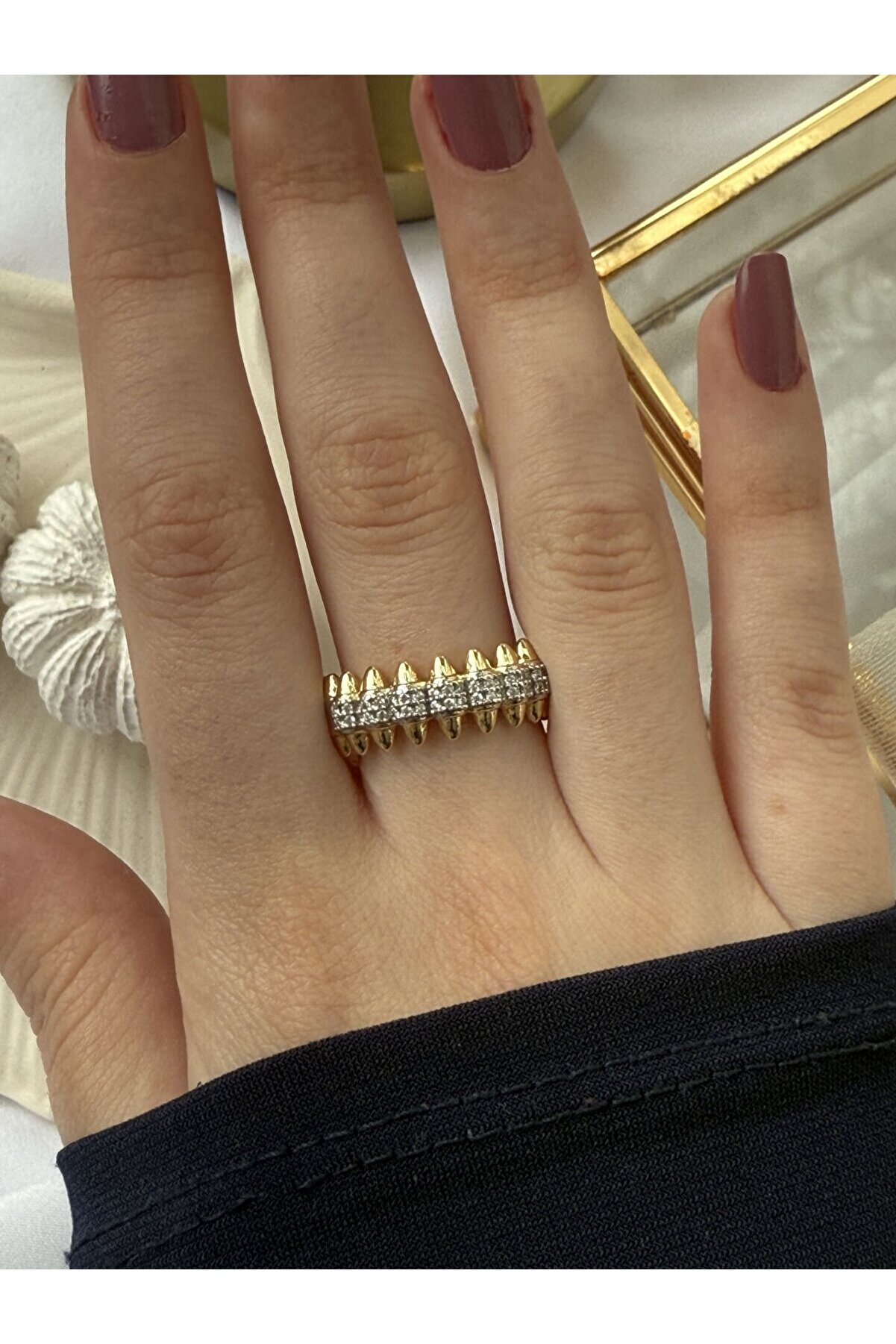 Ateli̇er Emi̇ne Taç Model Yüzük