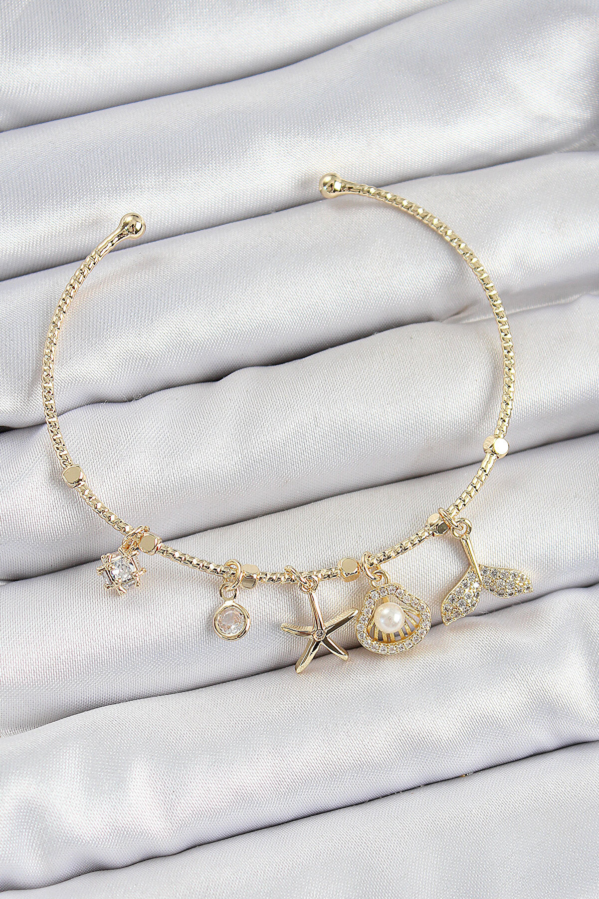 Toptan Bulurum Pirinç Zirkon Taşlı İstiridye Ve Deniz Yıldızı Model Gold Renk Charm Bileklik