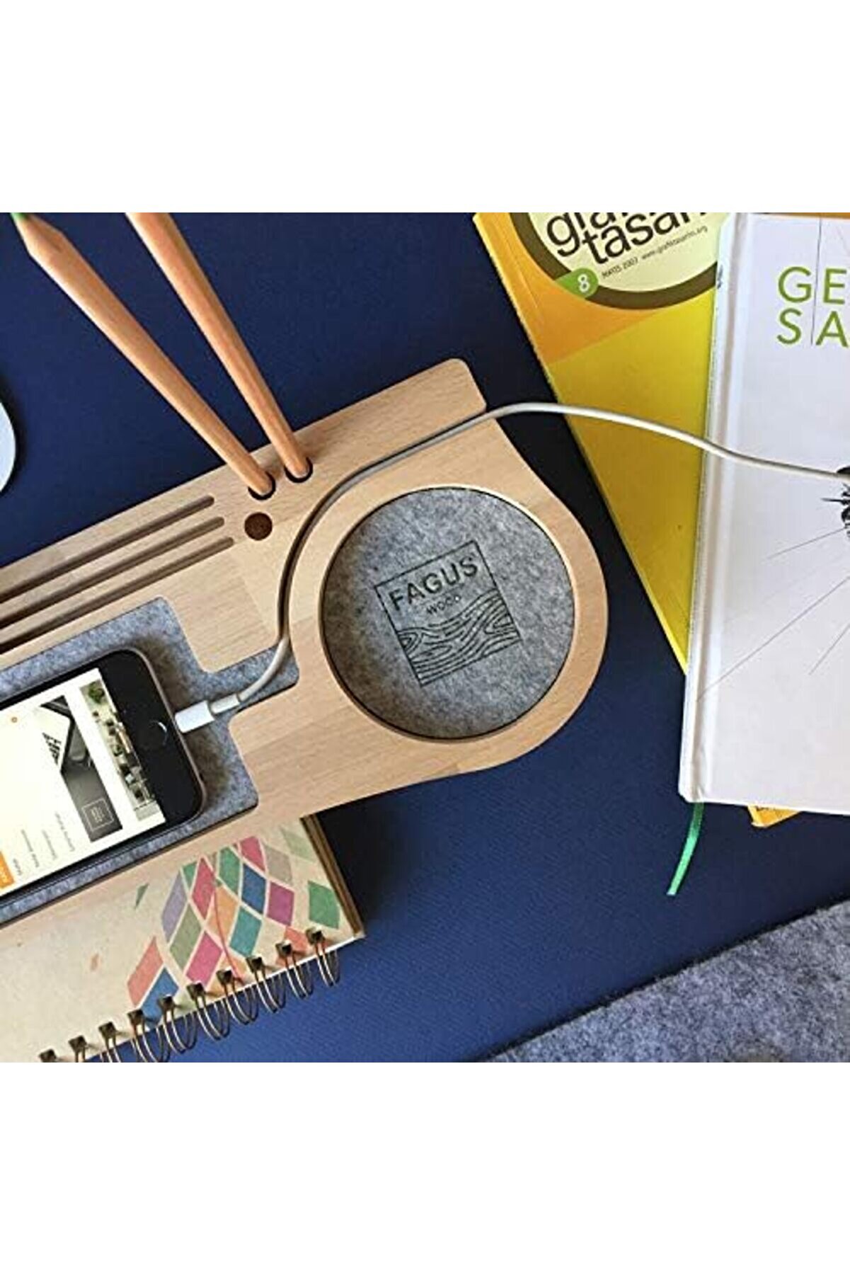 Modazone Ahşap Masa Üstü Organi̇zer Şarj Yerli̇ Telefon Goldhype 842385