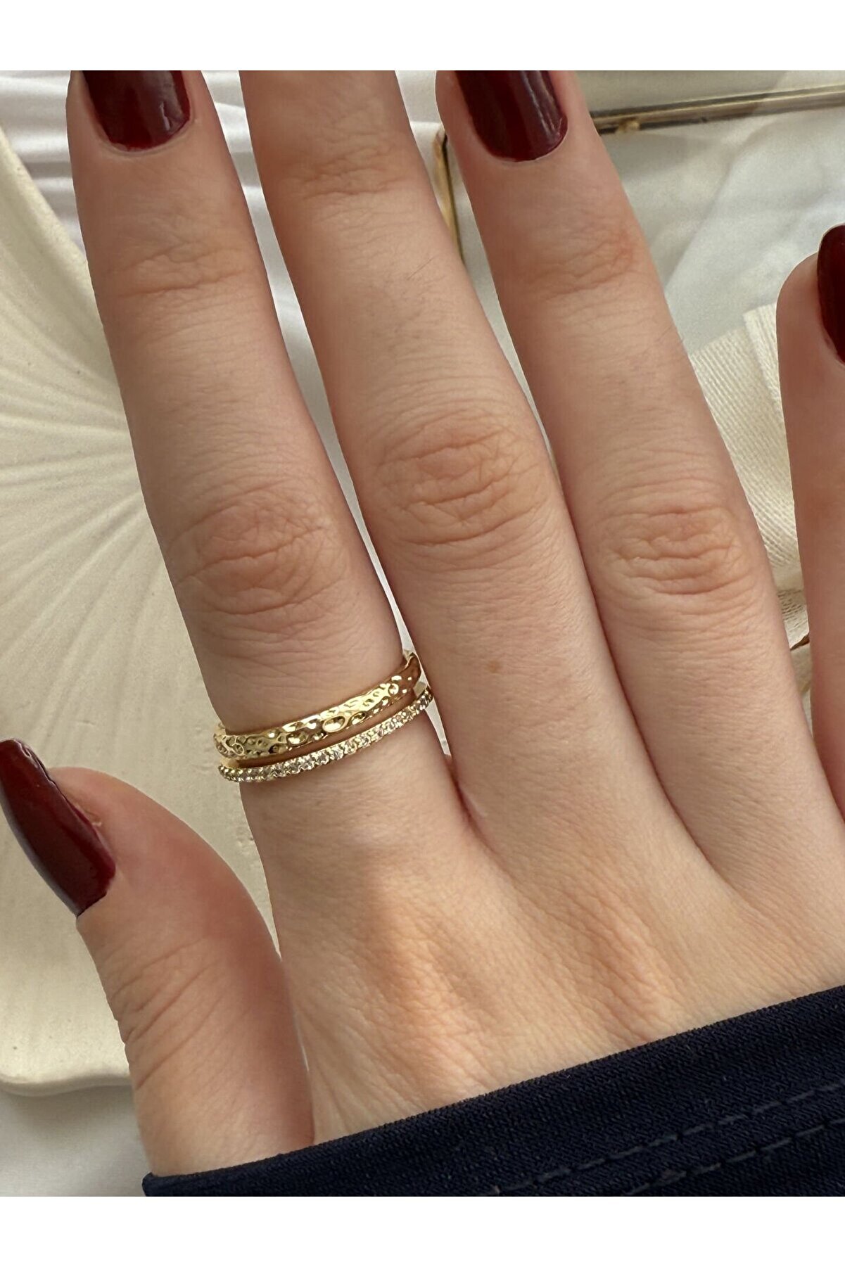 Ateli̇er Emi̇ne Çi̇ft Sıra Gold Yüzük