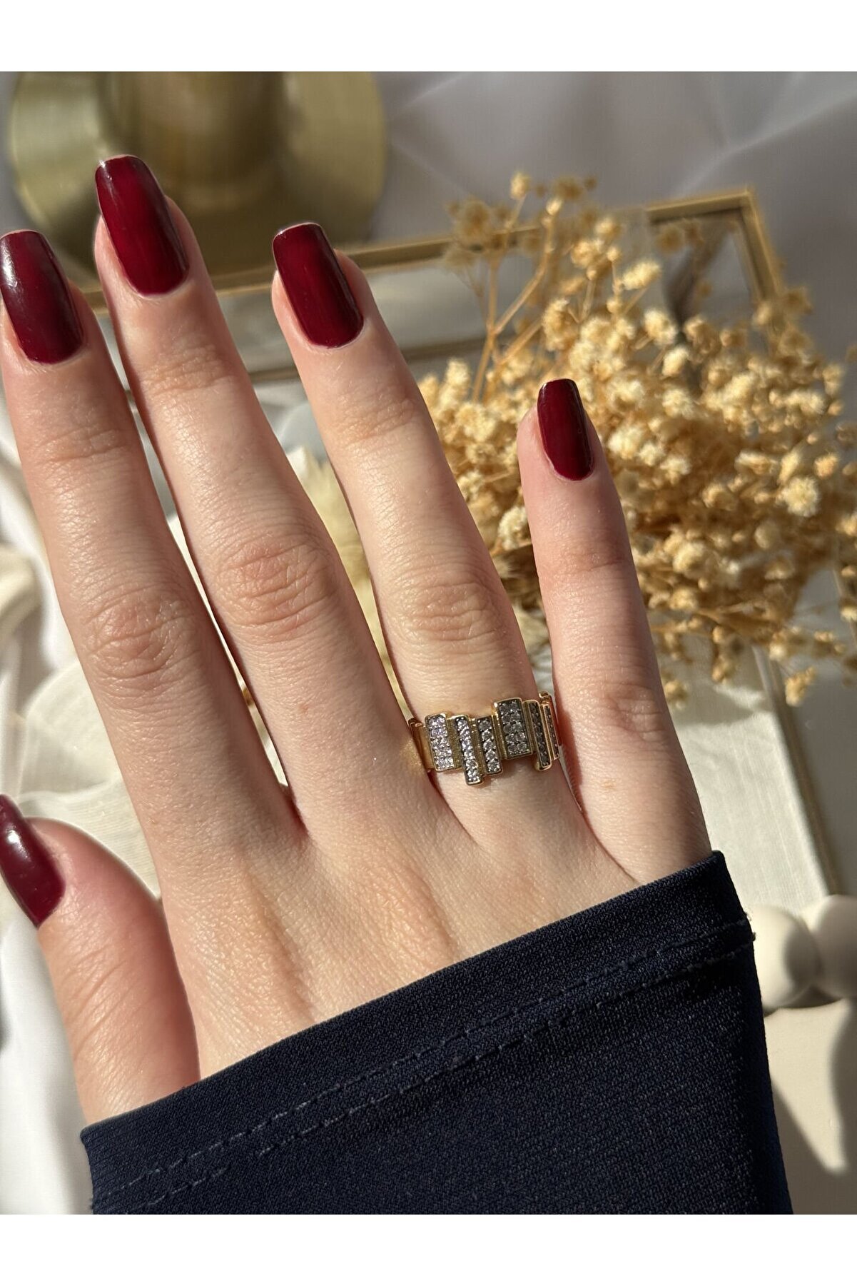 Ateli̇er Emi̇ne Sütun Tasarım Yüzük