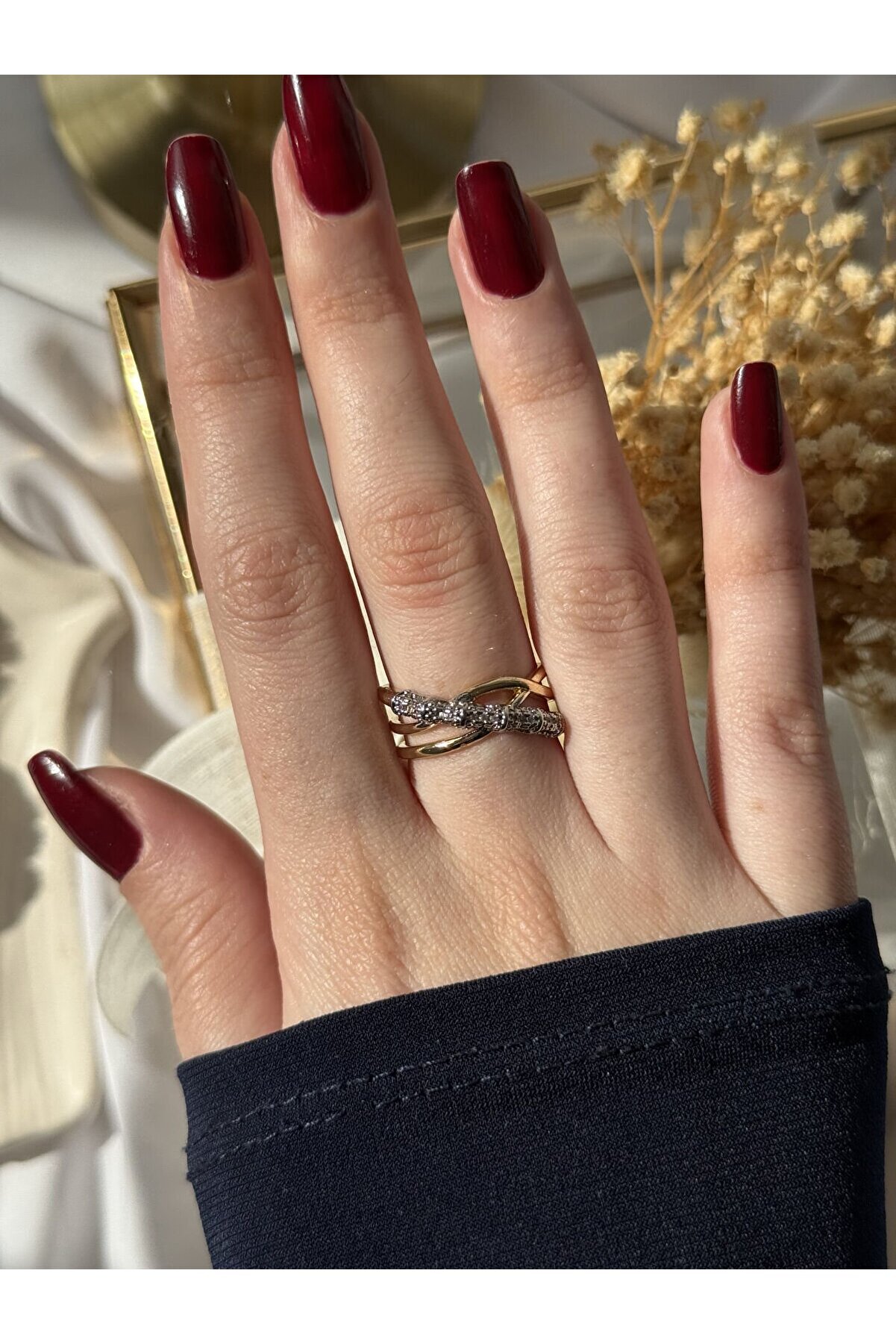 Ateli̇er Emi̇ne Çapraz Tasarım Yüzük