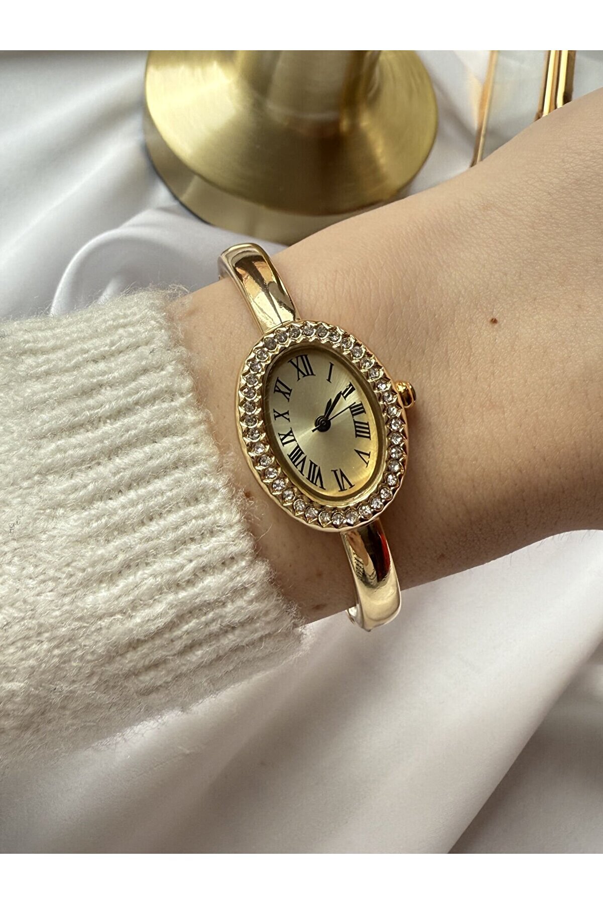 Ateli̇er Emi̇ne Gold Vi̇ntage Kelepçe Saat