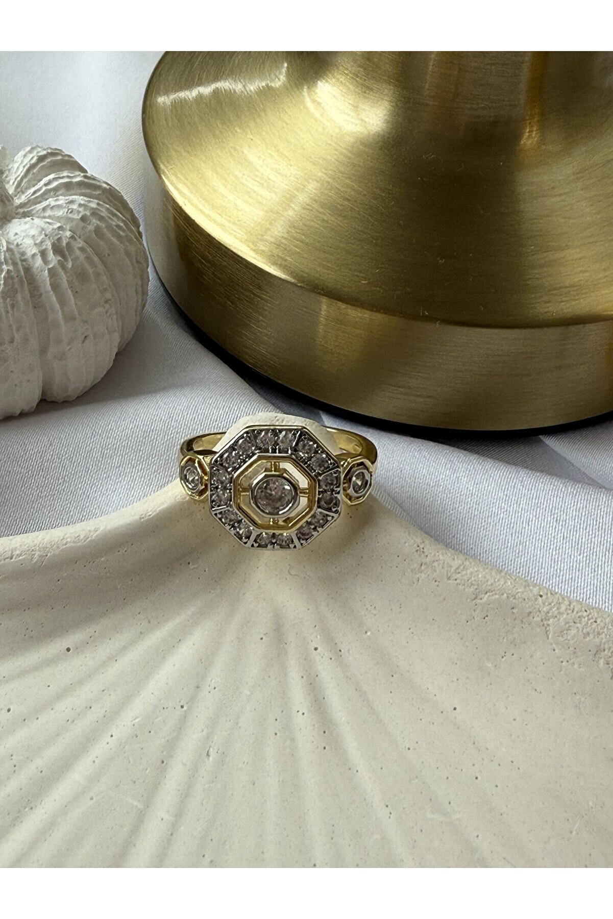 Ateli̇er Emi̇ne Geometri̇k Form Gold Yüzük