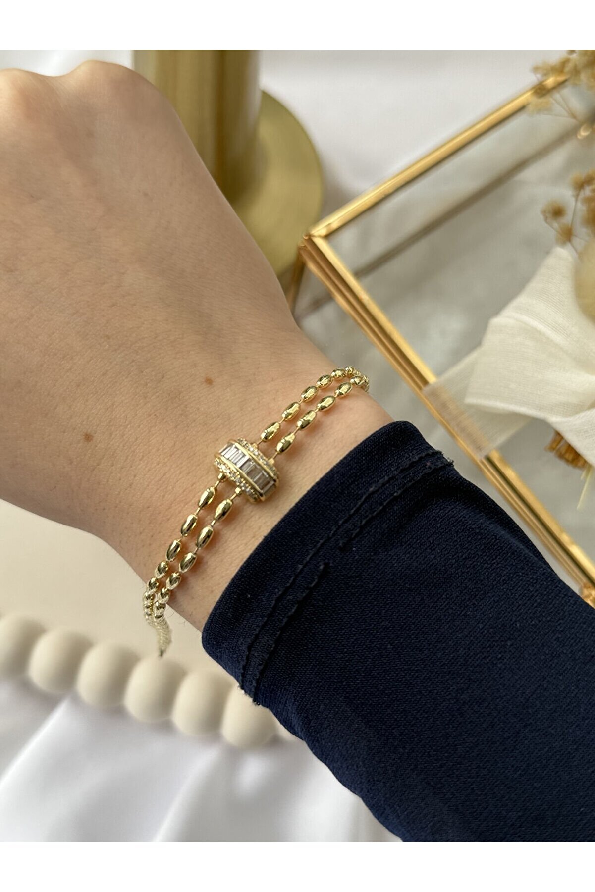 Ateli̇er Emi̇ne Taş Detaylı Dori̇ka Bi̇lekli̇k