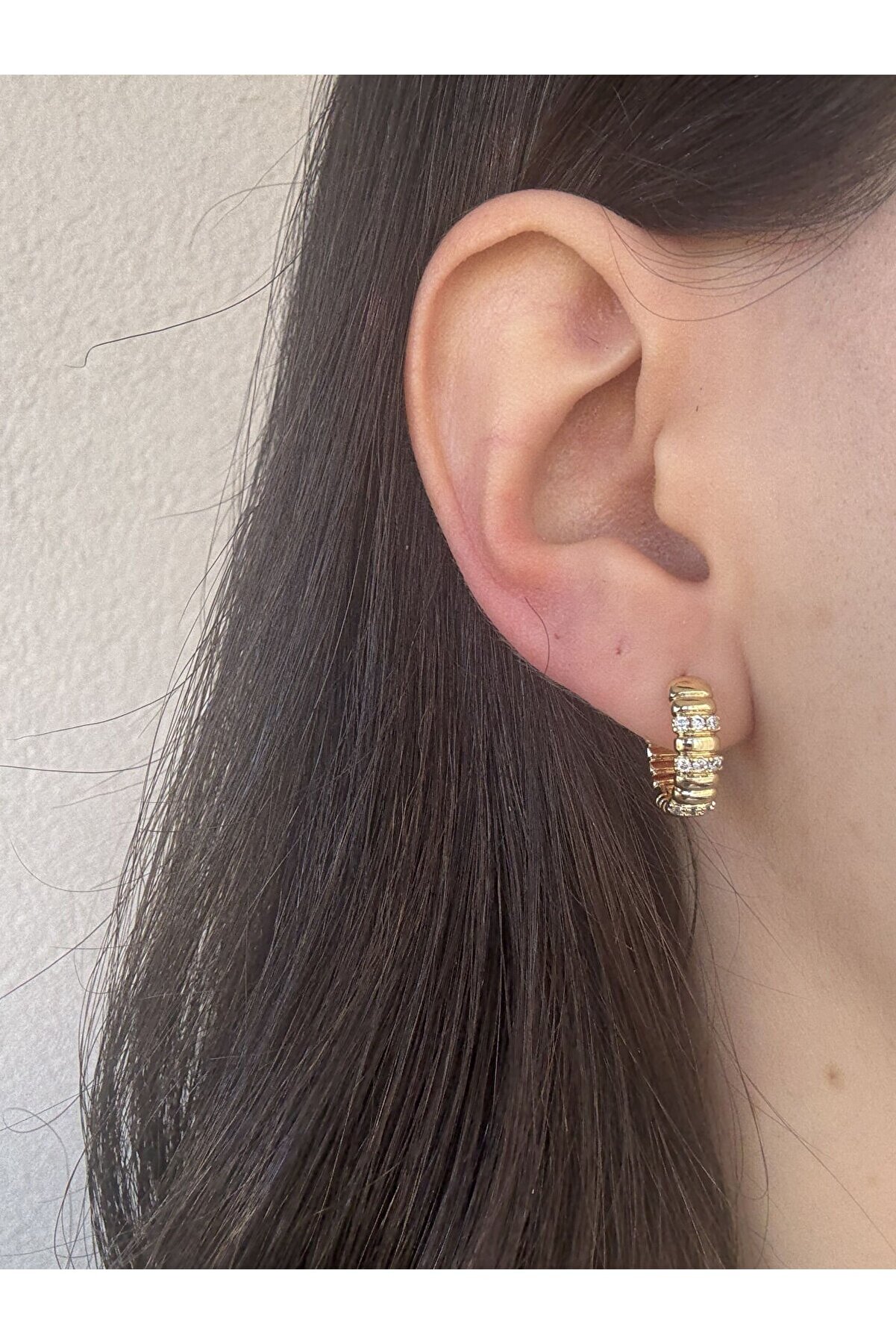 Ateli̇er Emi̇ne Taş Detaylı Çeli̇k Küpe