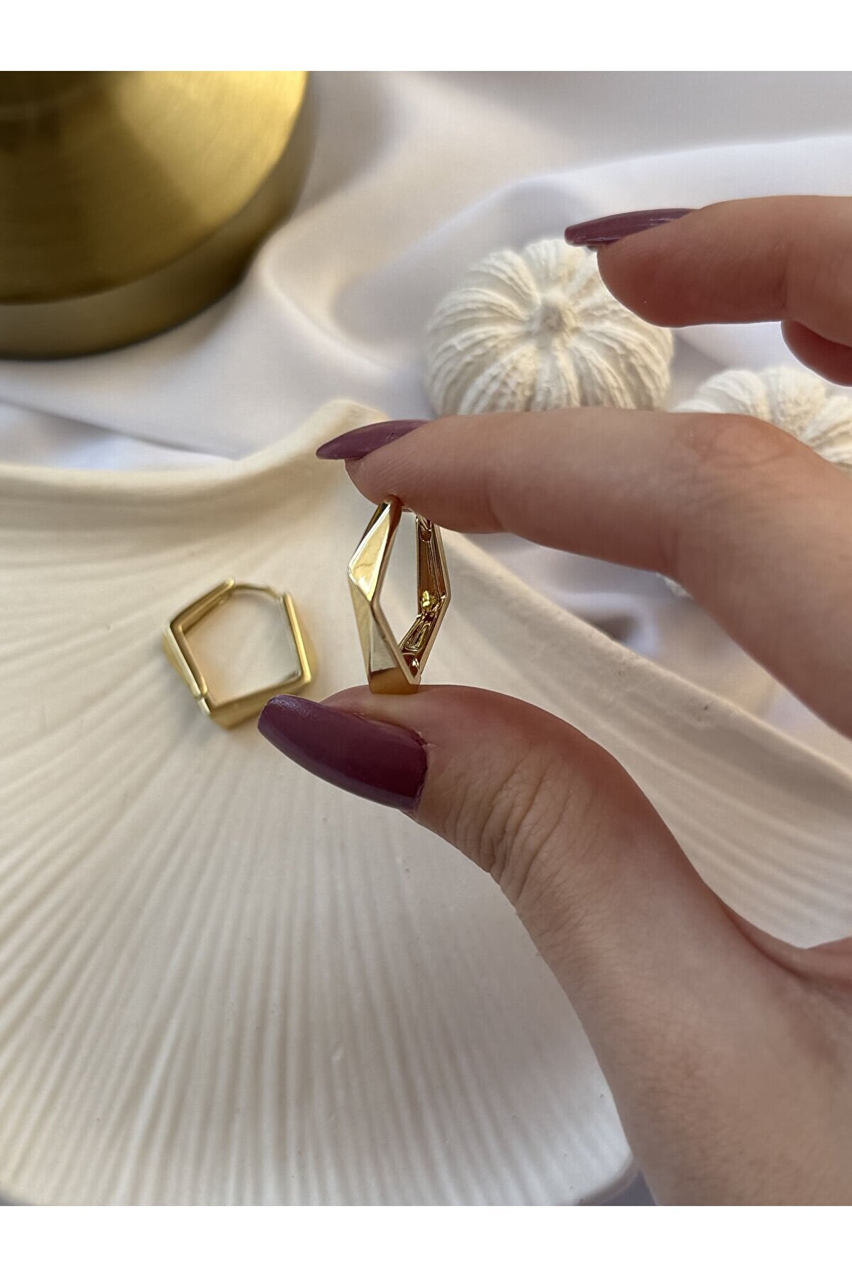 Ateli̇er Emi̇ne Geometri̇k Desen Çeli̇k Küpe