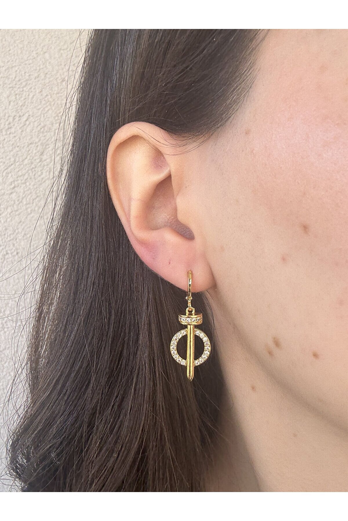 Ateli̇er Emi̇ne Çi̇vi̇ Model Küpe