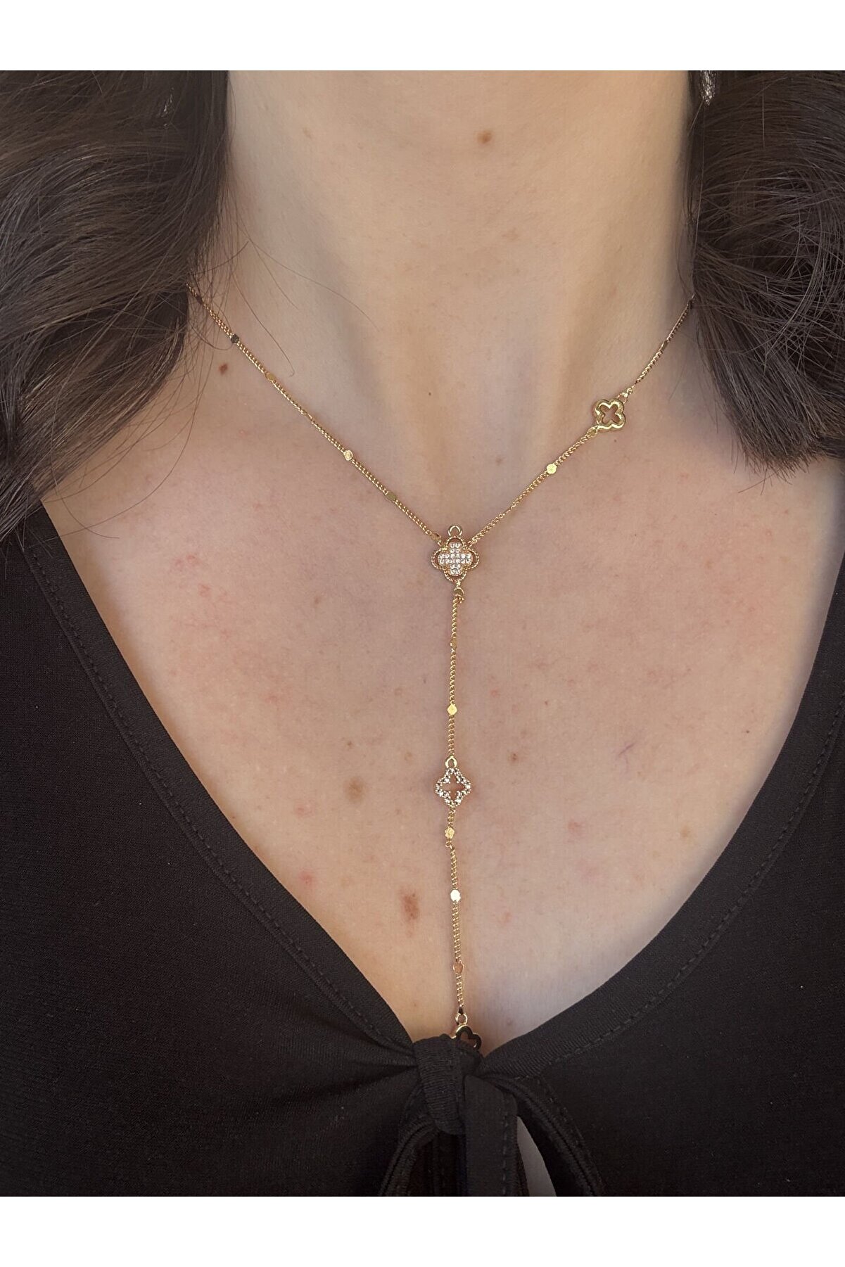 Ateli̇er Emi̇ne Gold Yonca Detaylı Y Kolye