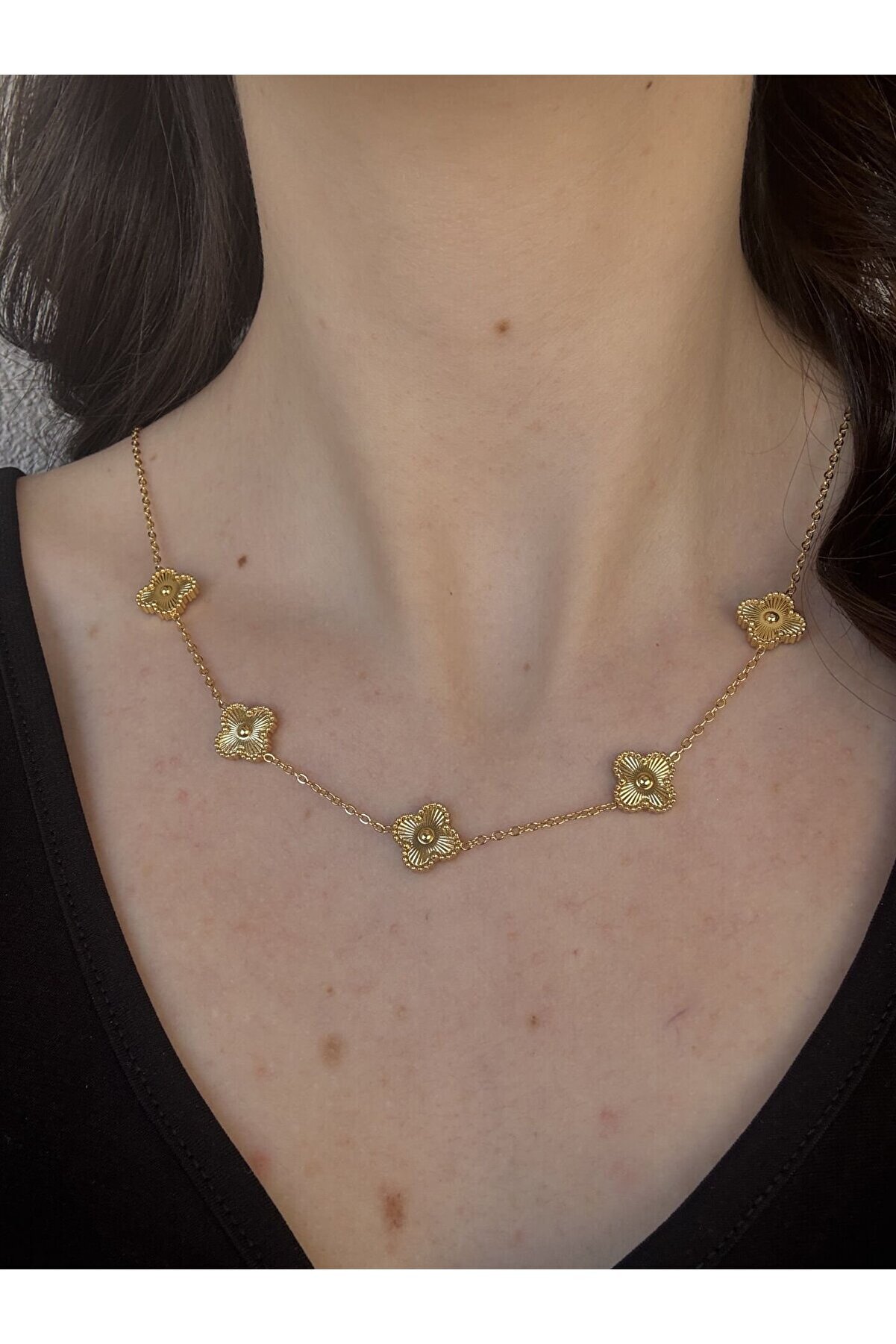 Ateli̇er Emi̇ne Gold Yonca Di̇zi̇si̇ Kolye