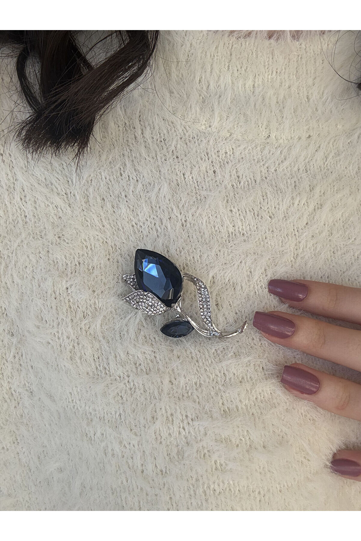 Ateli̇er Emi̇ne Mavi̇ Lale Moti̇f Broş