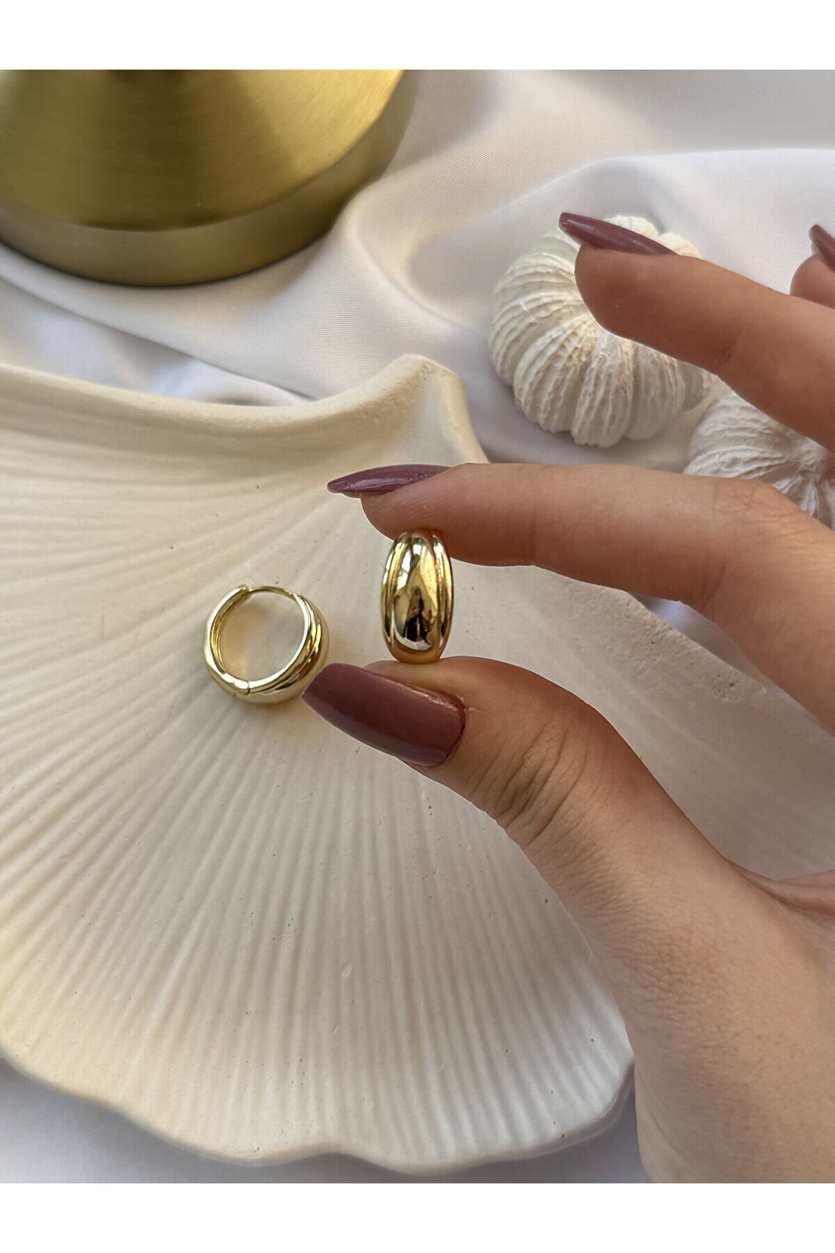 Ateli̇er Emi̇ne Bombeli̇ Çeli̇k Küpe