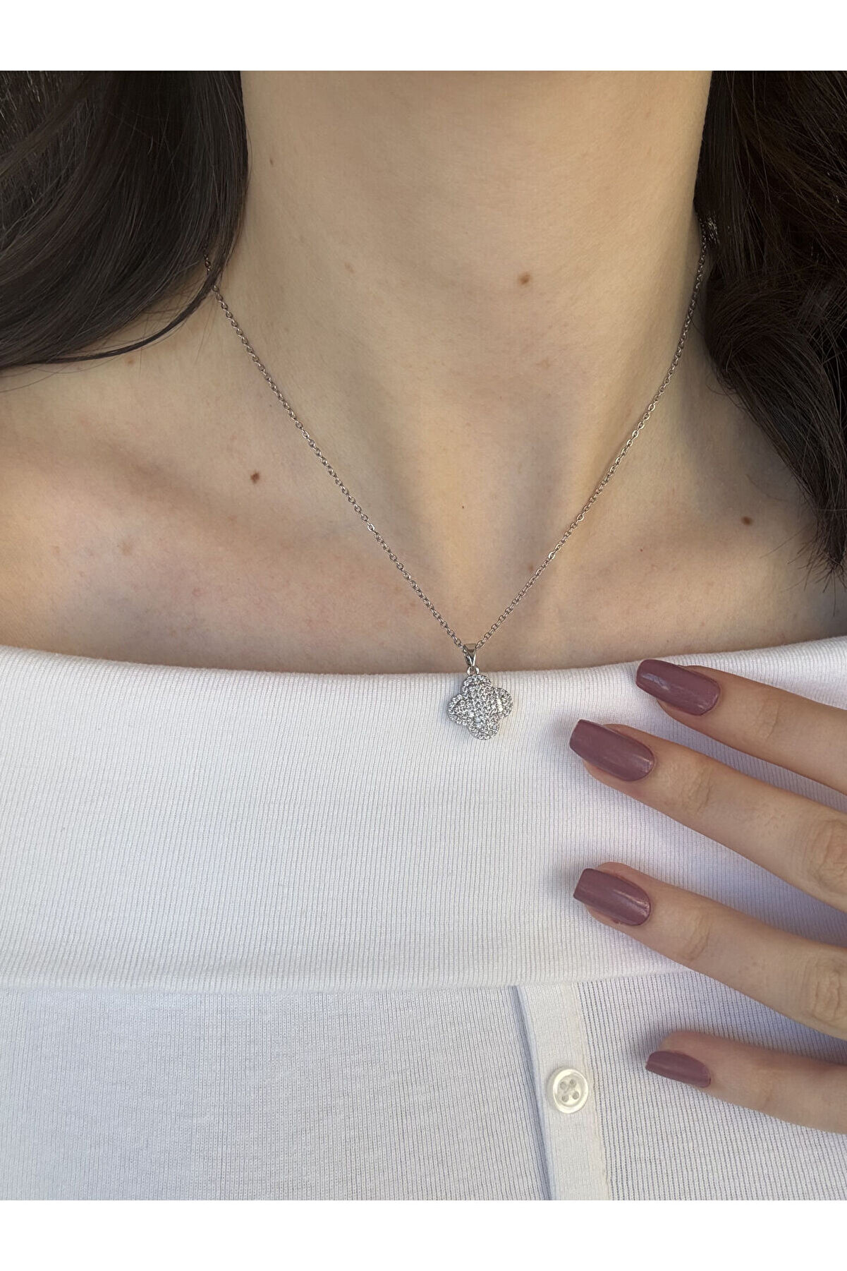 Ateli̇er Emi̇ne Taş Kaplama Yonca Kolye