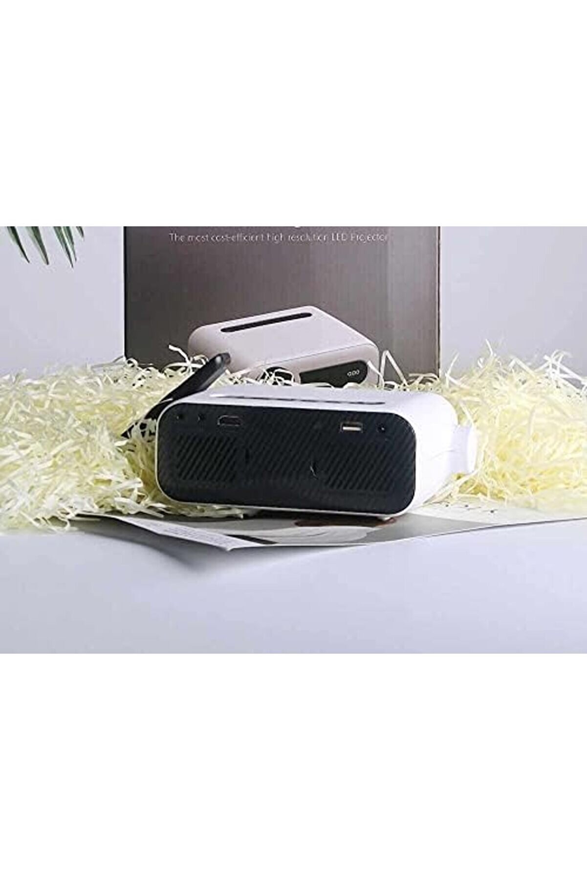 Shopverse 1024X600 140 Ansi̇ Lümen Wi̇fi̇ Destekli̇ Taşınabi̇li̇r Mi̇ni̇ Projeksi̇yon Ci̇hazı Trendfli̇ck 10147