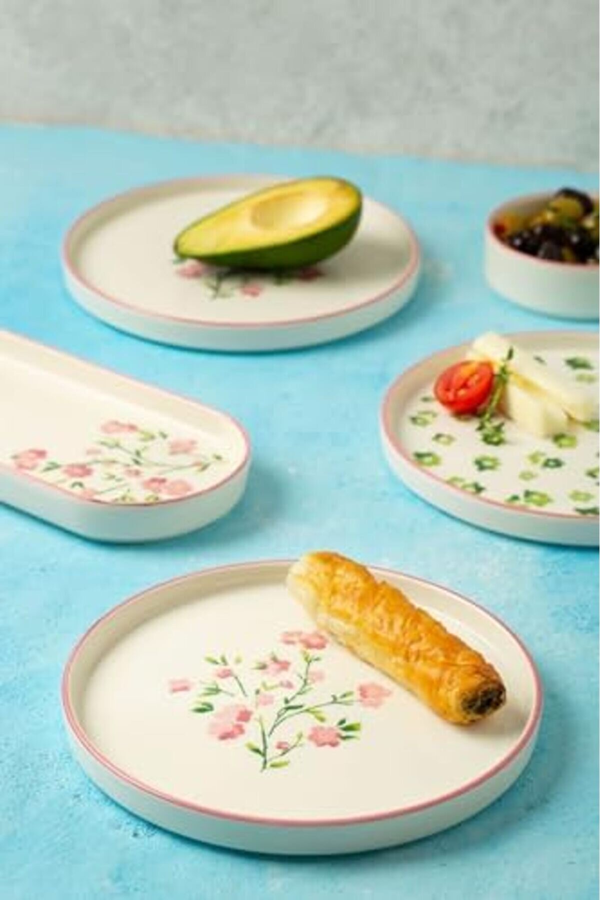 Shopverse Serami̇k 14 Parça 6 Ki̇şi̇li̇k Berthe Çi̇çek Tasarımlı Stackable Kahvaltı Takımı& Kahvaltı Seti̇