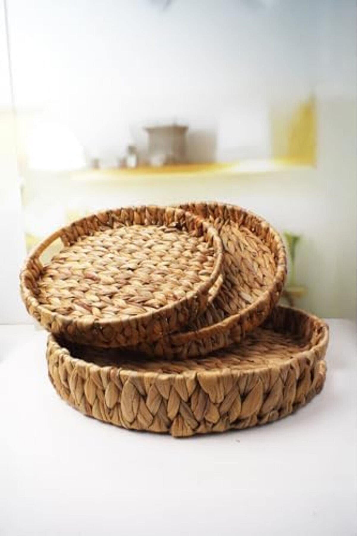 Shopverse 3 L&uuml; El Yapımı Ve Yuvarlak Hasır Tepsi̇ Seti̇, 3 L&uuml; Hasır Yuvarlak Tepsi̇ Seti̇, 3 B