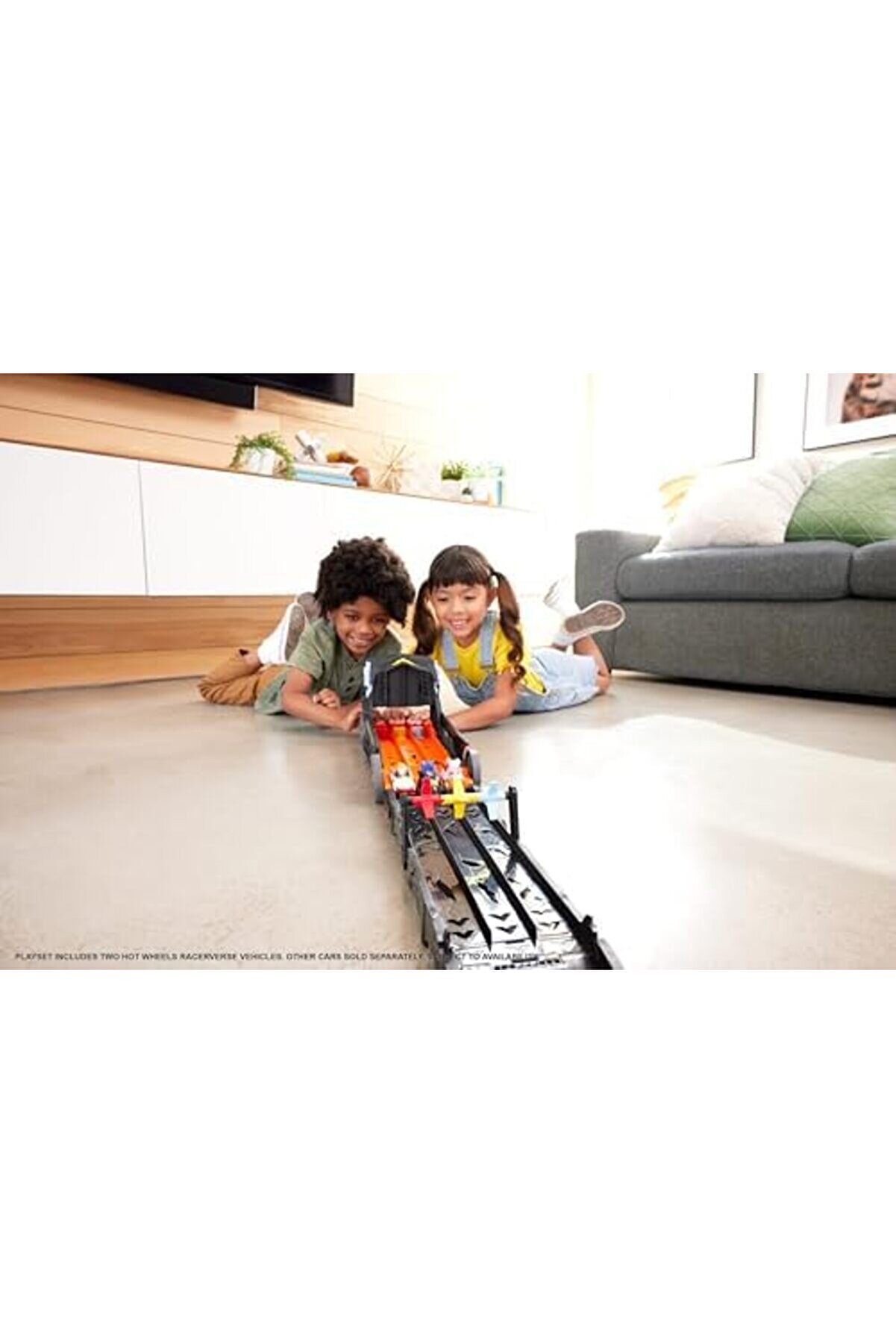 Buydash Racerverse Pi̇st Seti̇ Hot Racerverse Pi̇st Seti̇, 2 Adet Metal Oyuncak Arabayla 3 Şeri̇tli̇ Yarış