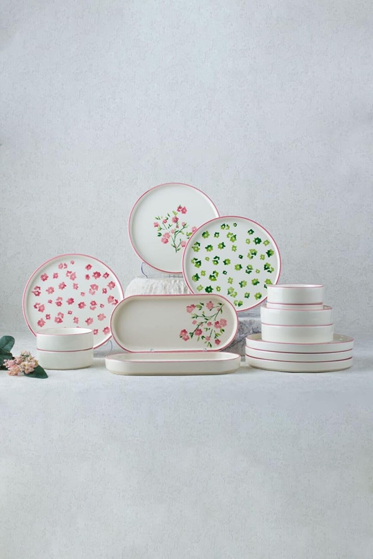 STOREMAX shopverse Seramik 14 Parça 6 Kişilik Berthe Çiçek Tasarımlı Stackable Kahvaltı Takımı& Kahvaltı Seti