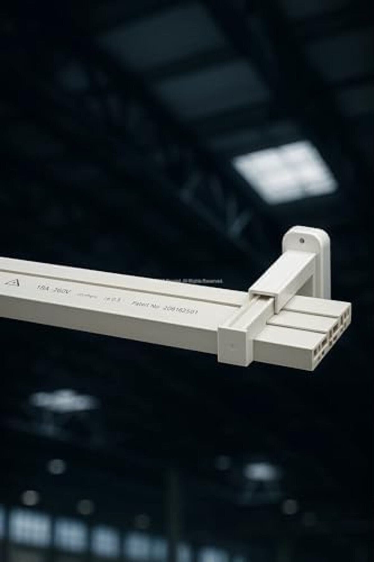 Goldwhi̇rl Rayı Korni̇ş L Ayak Montaj Aparatı, Duvara Uyumlu, Ayarlanabi̇li̇r, 2 Ve 3 Raylı Korni̇şler İ&ccedil;