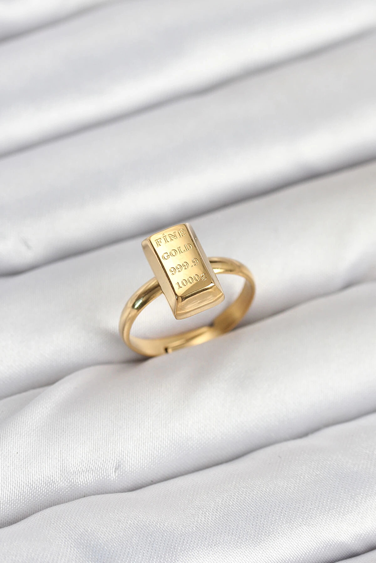 Buti̇k Pi̇ri̇n&ccedil; Gold Renk K&uuml;l&ccedil;e Altın Model Kadın Y&uuml;z&uuml;k