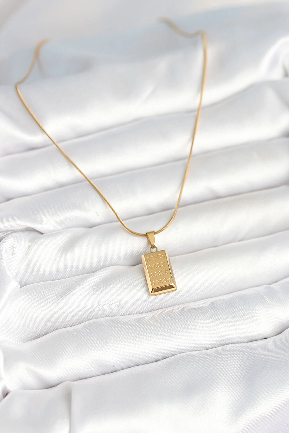 Buti̇k 316L &Ccedil;eli̇k Gold Renk K&uuml;l&ccedil;e Altın Model Kolye