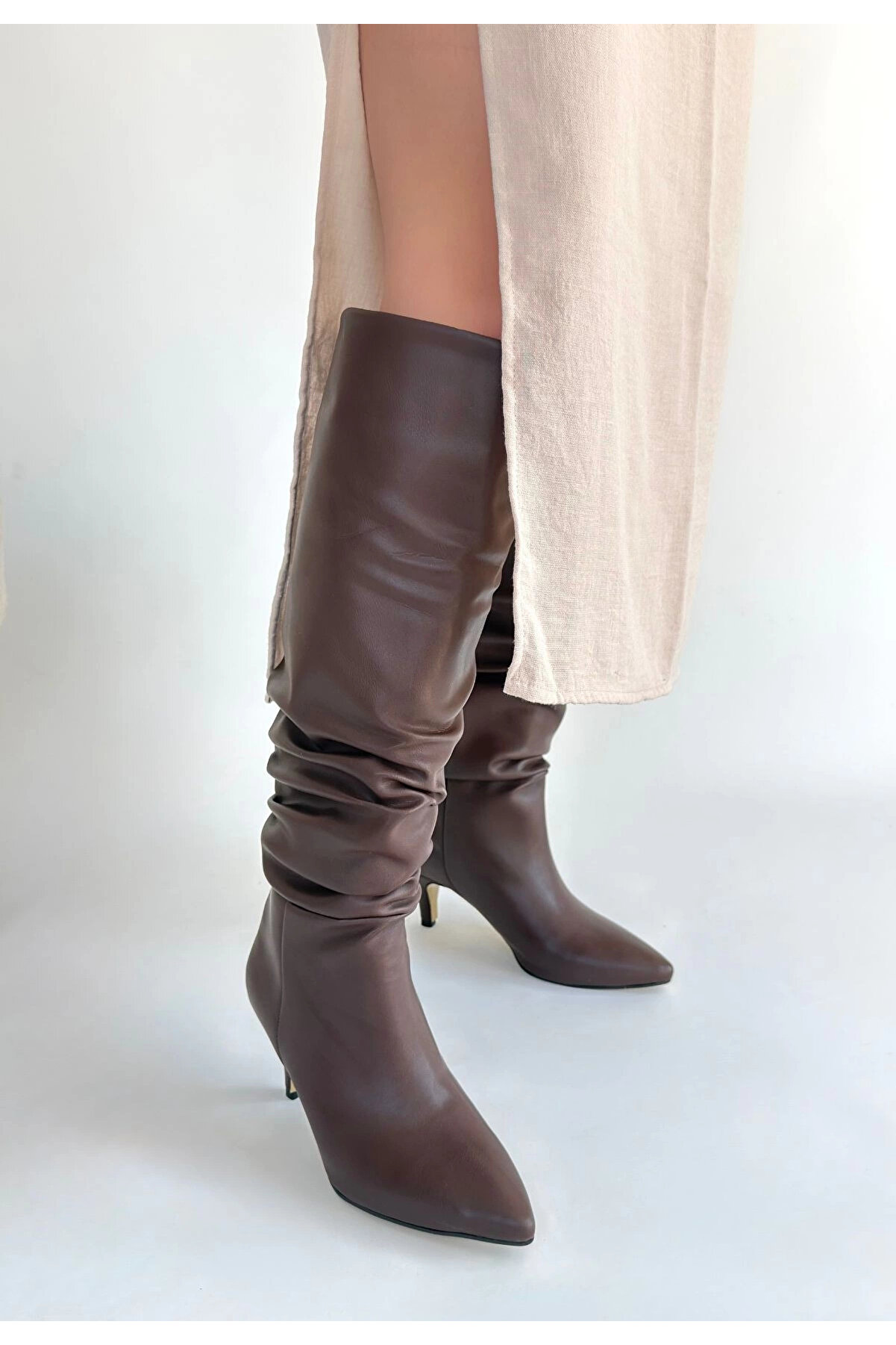 Buti̇k Zelya Kahverengi̇ Ci̇lt Topuklu &Ccedil;i̇zme