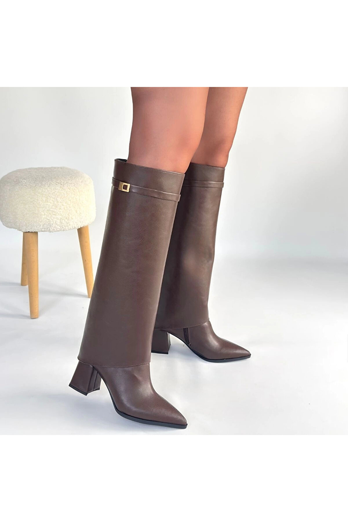 Buti̇k Ji̇ke Kahverengi̇ Ci̇lt Tak &Ccedil;ıkar &Ccedil;i̇zme