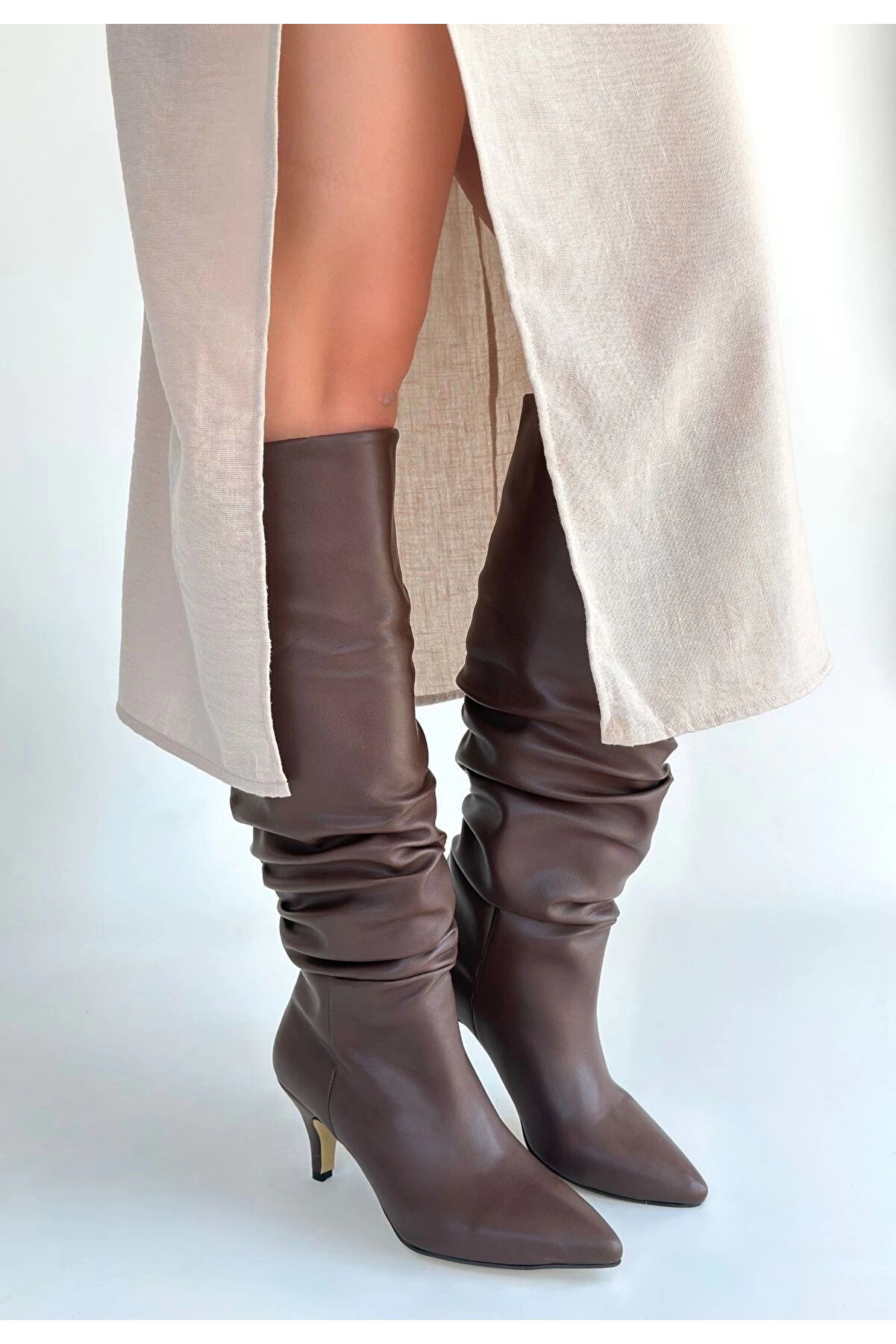 Buti̇k Zelya Kahverengi̇ Ci̇lt Topuklu &Ccedil;i̇zme