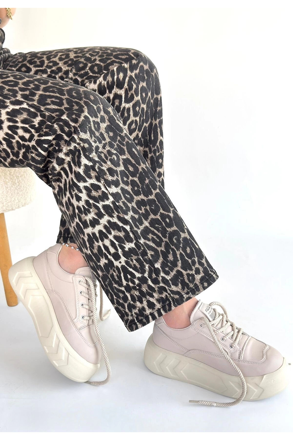 Buti̇k Emwa Bej Ci̇lt Bağcıklı Spor Ayakkabı