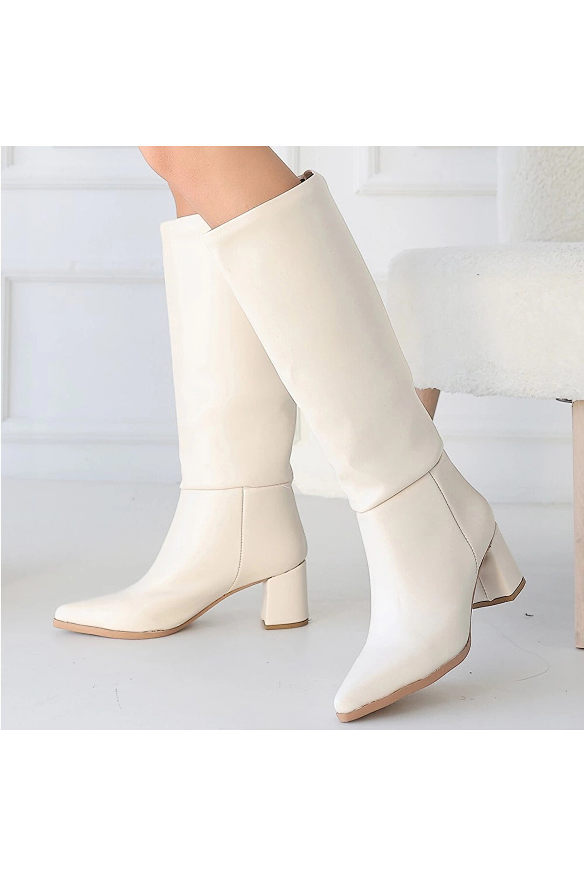 Buti̇k Roksa Ten Ci̇lt Topuklu &Ccedil;i̇zme