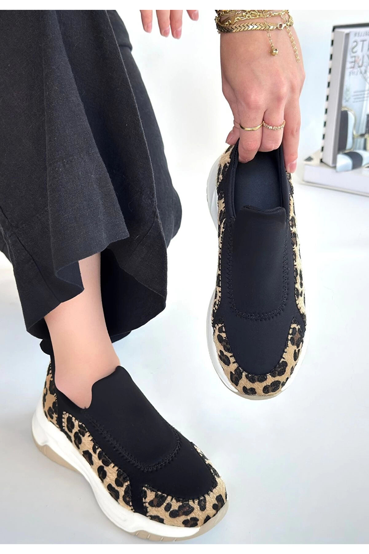 Buti̇k Kendy Leopar S&uuml;et Spor Ayakkabı