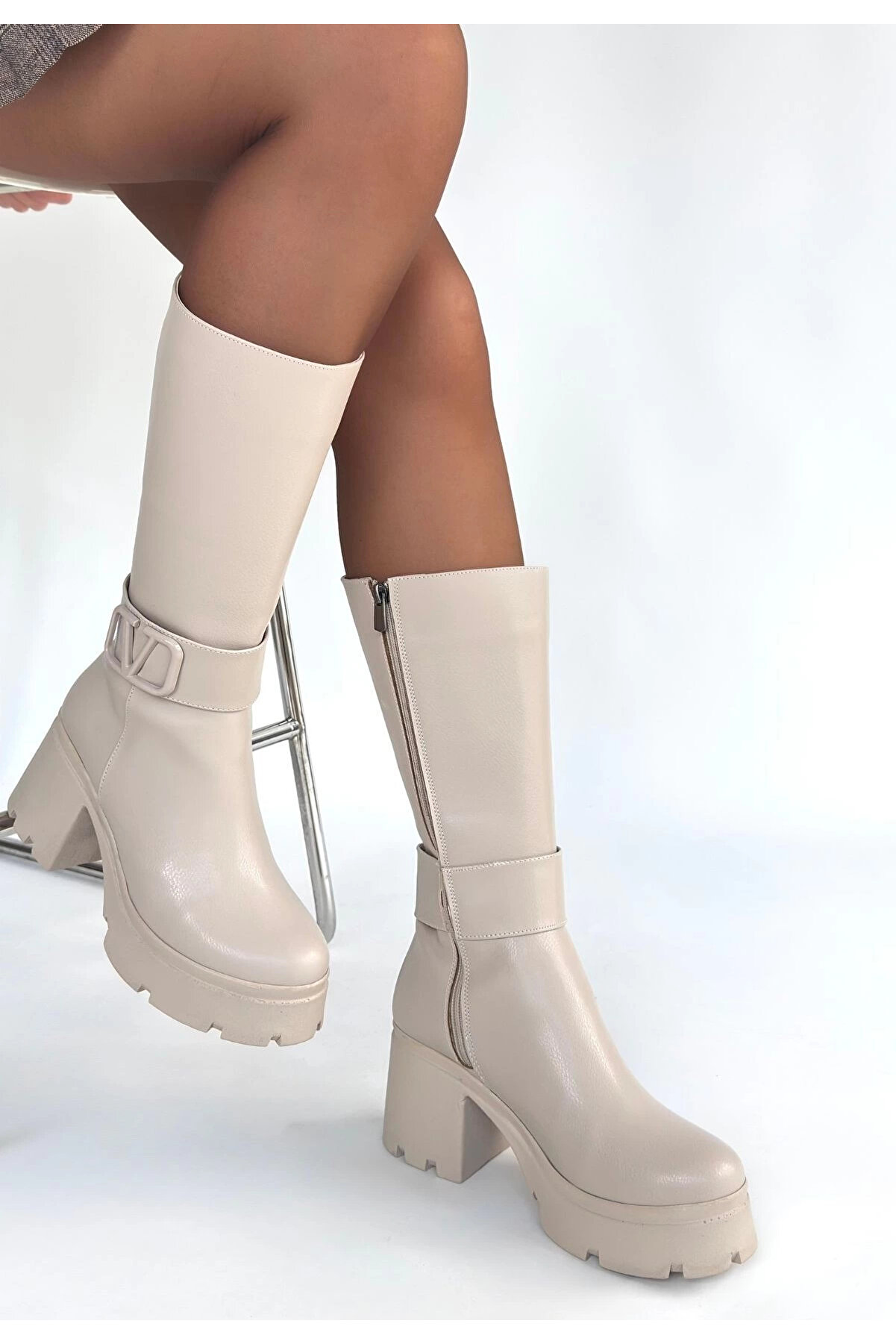 Buti̇k Moki̇ Bej Ci̇lt Topuklu &Ccedil;i̇zme