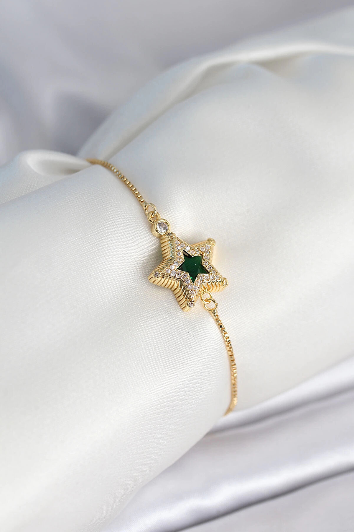 Buti̇k Yıldız Model Asans&ouml;rl&uuml; Gold Renk Kadın Bi̇lekli̇k