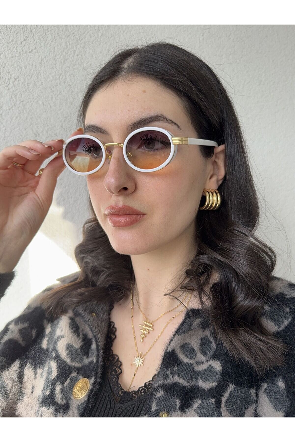 Ateli̇er Emi̇ne Renkli̇ Cam İkon Güneş Gözlüğü