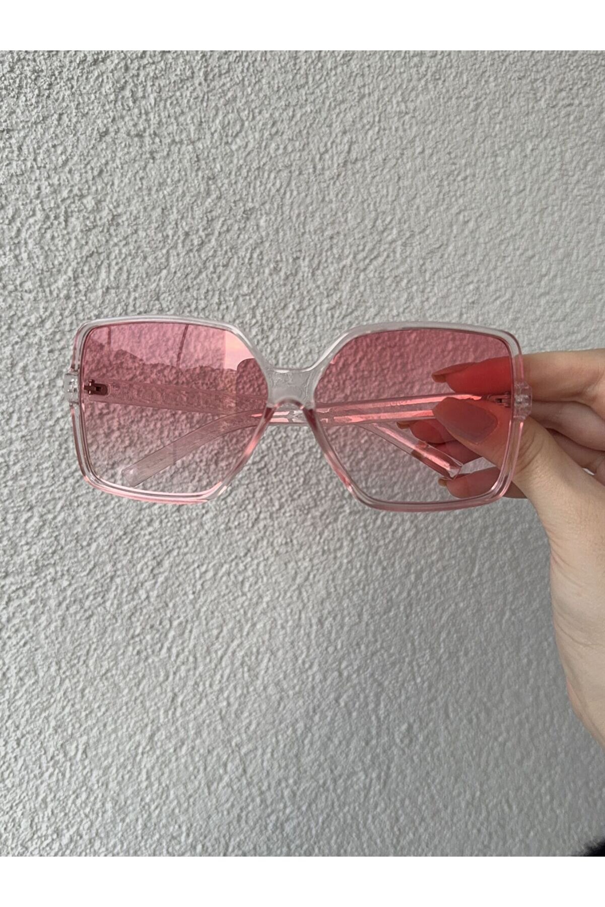 Ateli̇er Emi̇ne Pi̇nky Güneş Gözlüğü