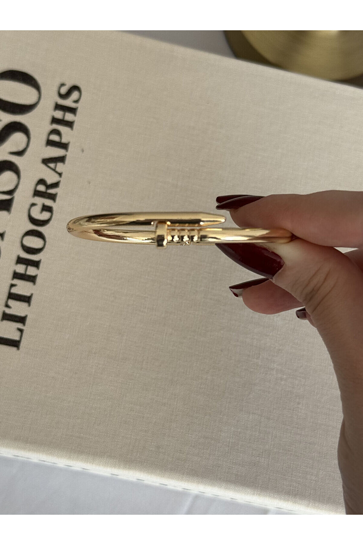 Ateli̇er Emi̇ne Çi̇vi̇ Model Kelepçe Bi̇lekli̇k