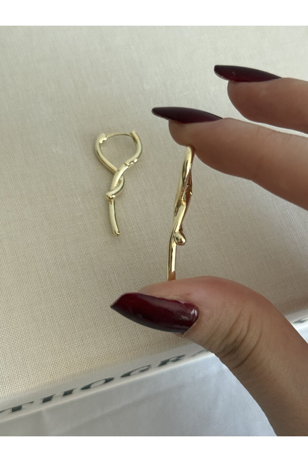 Ateli̇er Emi̇ne Düğüm Model Küpe