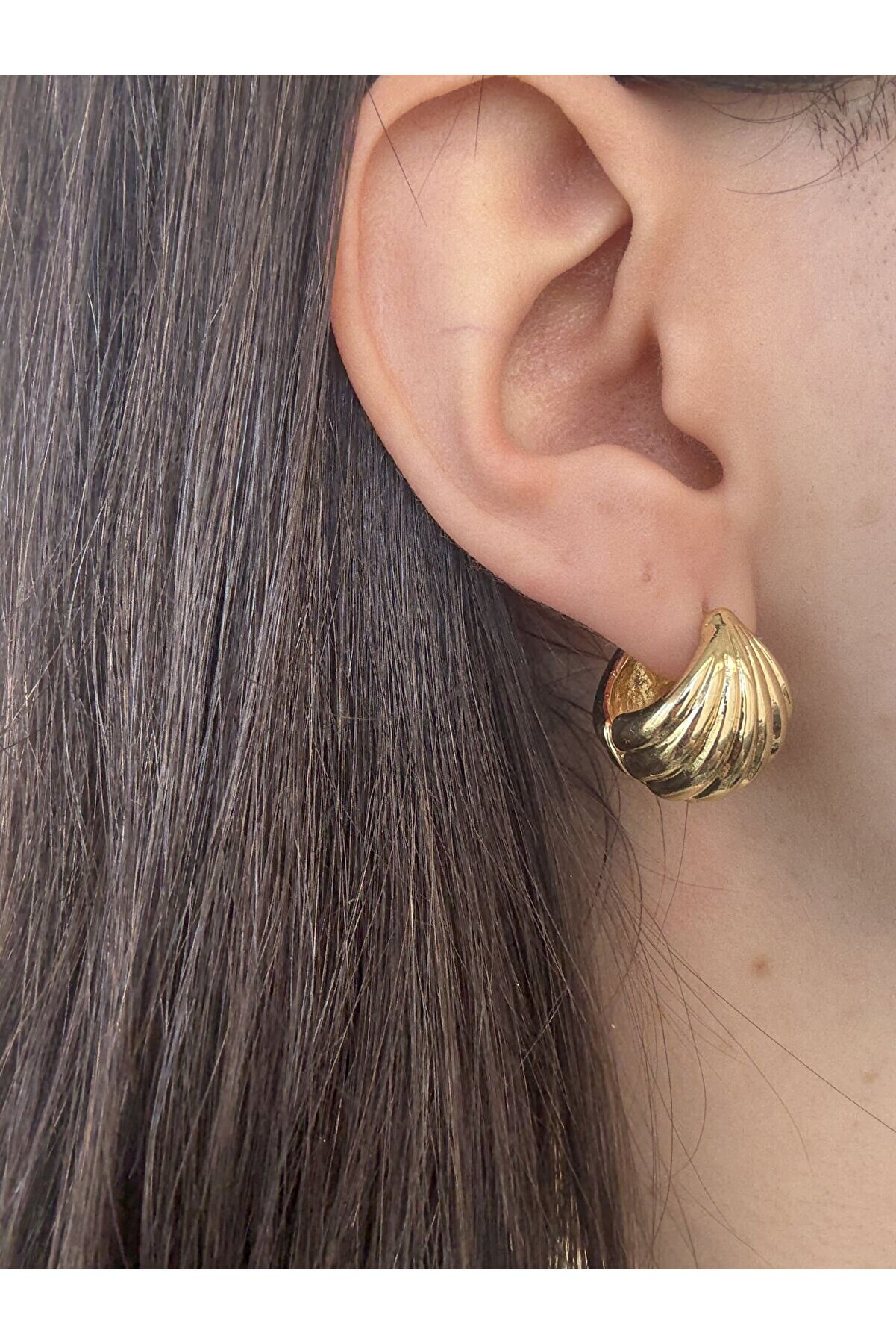 Ateli̇er Emi̇ne Deni̇z Kabuğu Moti̇f Küpe