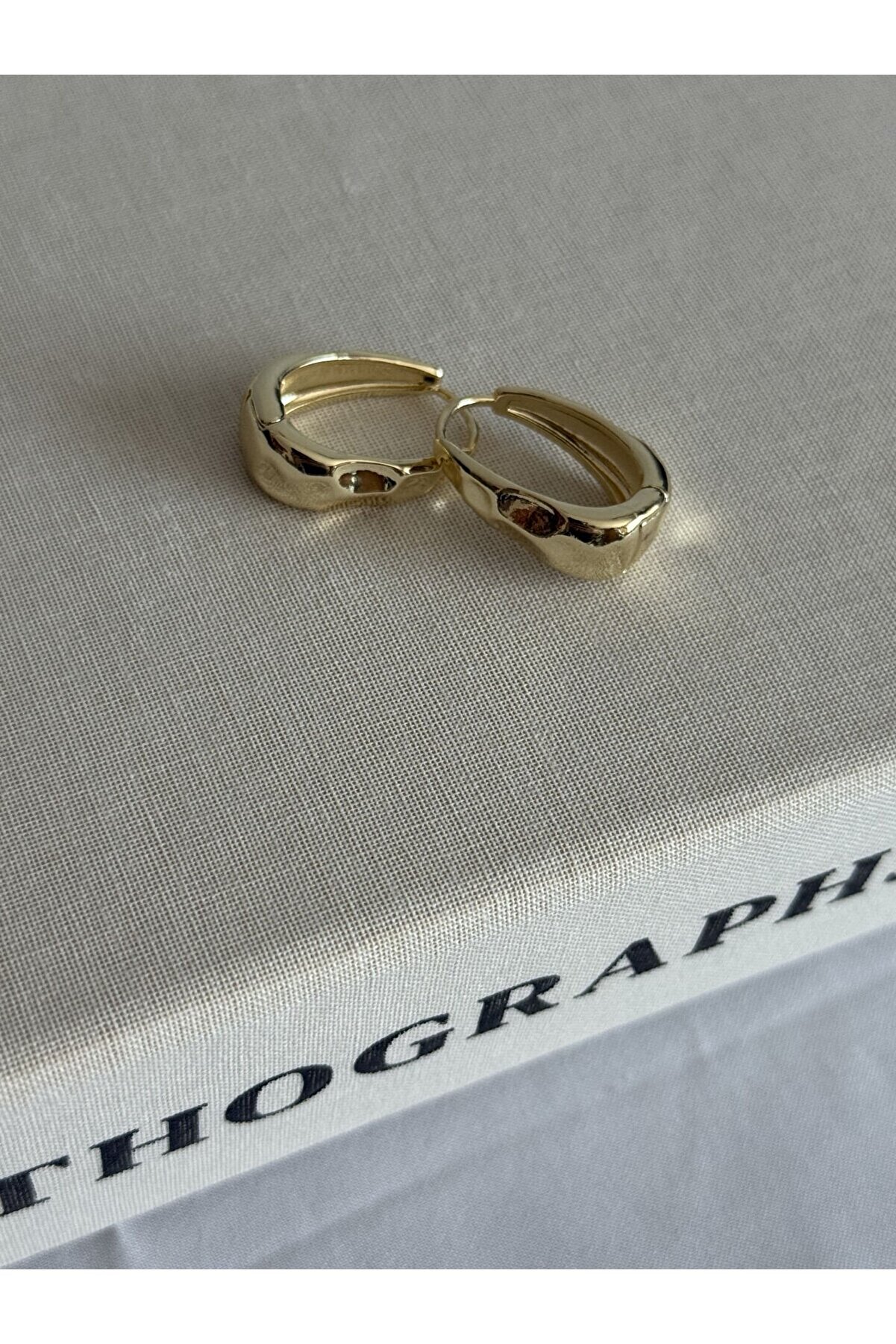 Ateli̇er Emi̇ne Ezme Model Gold Küpe