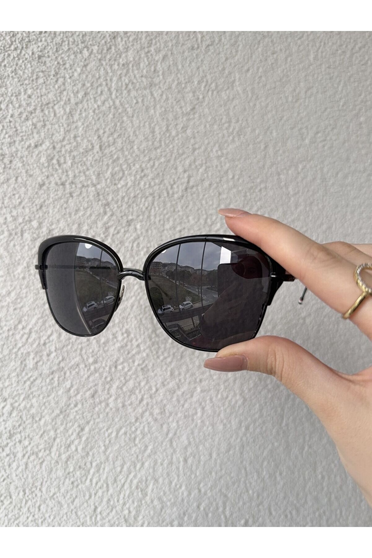 Ateli̇er Emi̇ne Cat Eye Si̇yah Güneş Gözlüğü