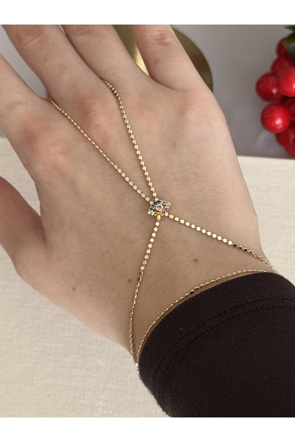 Ateli̇er Emi̇ne Renkli̇ Evi̇l Eye Şahmeran