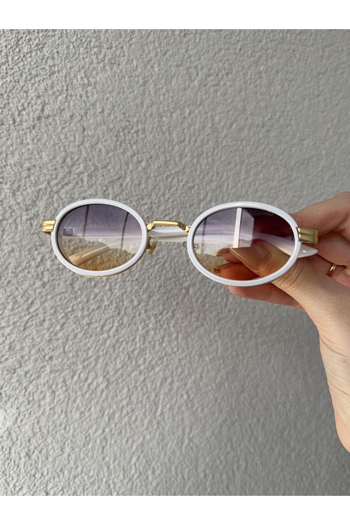 Ateli̇er Emi̇ne Renkli̇ Cam İkon Güneş Gözlüğü